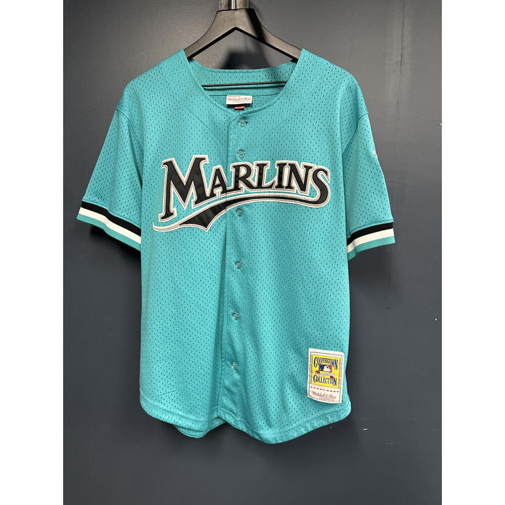 Authentic Andre Dawson Mitchell & Ness Jersey Men’s Large